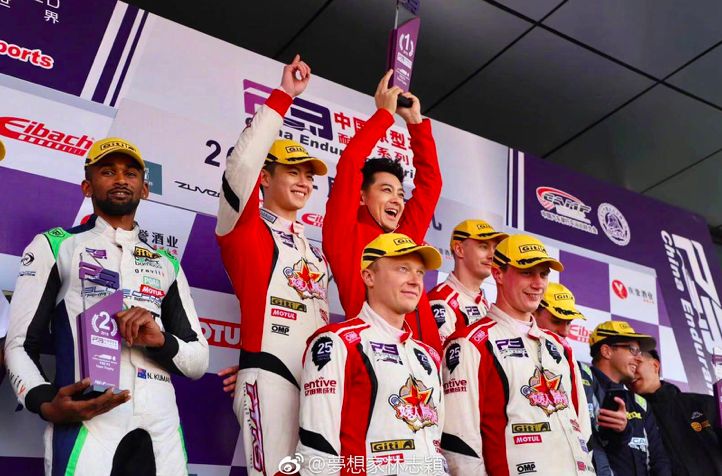 试驾全新雷诺科雷嘉四驱视频,科雷嘉年轻时的盛世容颜