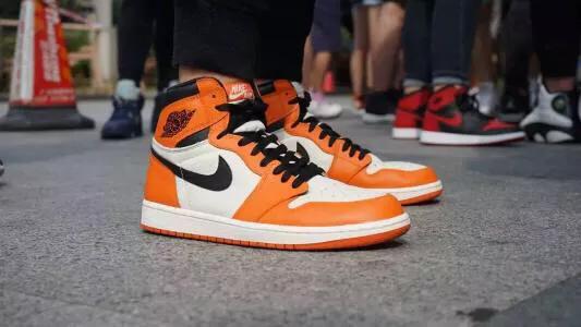 涔板埌鍋囬瀷鍒板簳瑕佷笉瑕佺户缁┛,涔板埌鍋囬瀷浣犺繕缁х画绌垮悧