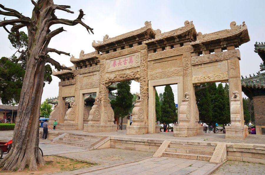 东方耶路撒冷！山东非常适宜的养老城市，距济南135公里