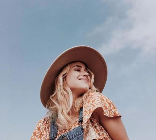 爱旅行的人，最后都怎么样了？