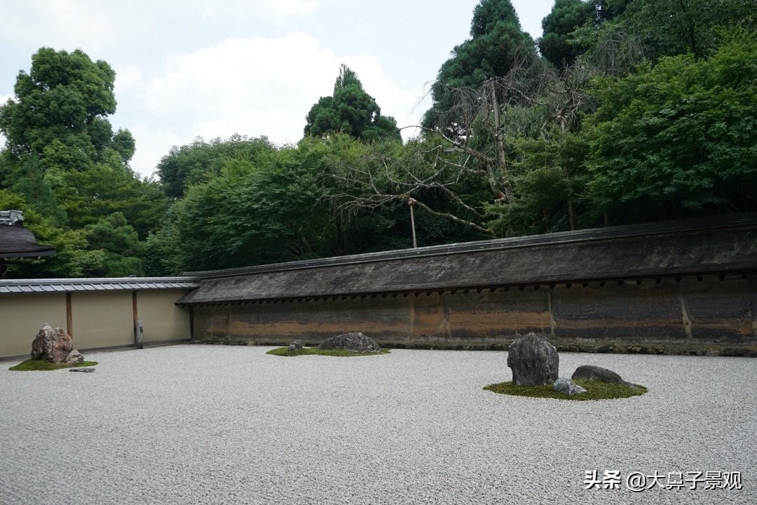 日式佛教枯山水庭院,日式50平米枯山水小庭院设计