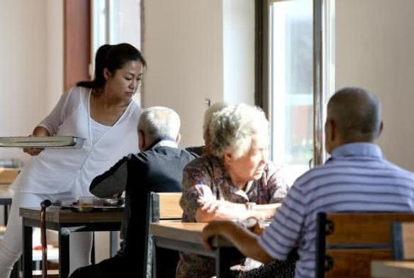 中国首批丁克已步入晚年现状如何,首批丁克已步入60岁