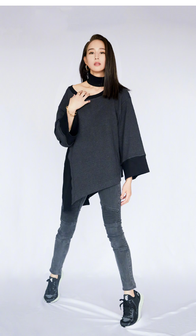 寮犻挧鐢┘鑹插ぇ琛ｉ厤榛戣壊鎷栧湴瑁ゅ瓙,寮犻挧鐢殑鐨。绌挎惌骞茬粌鍙堟樉姘斿満