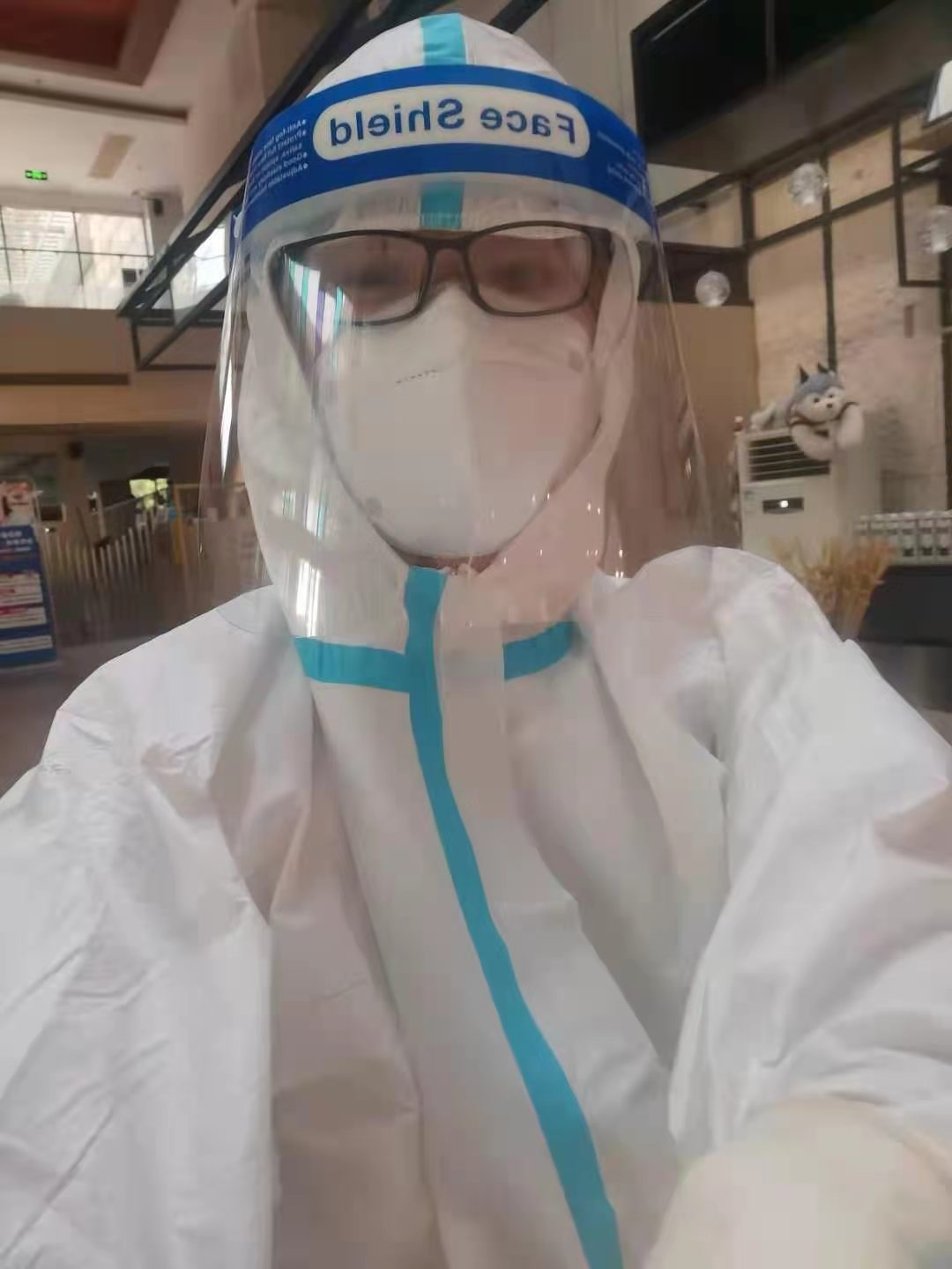 区街新闻|70多幅照片记录世茂滨江社区辖内志愿者,南京感谢你们