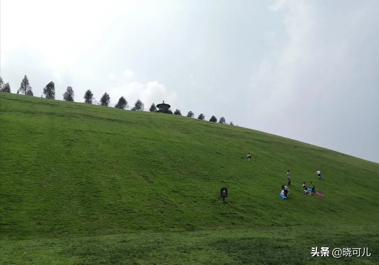 山东省十大人文旅游景点之一泰山,山东泰山西湖音乐喷泉