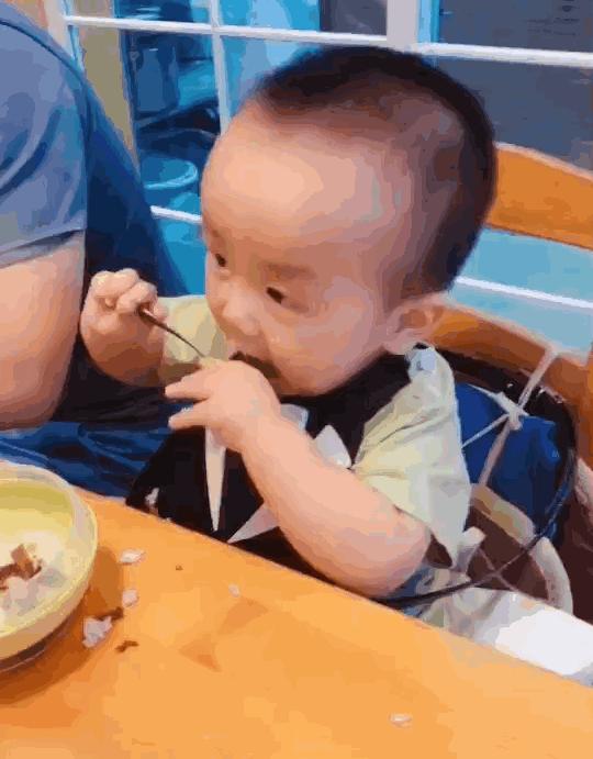 宝宝不吃饭的原因和解决方法,宝宝突然不进食怎么办