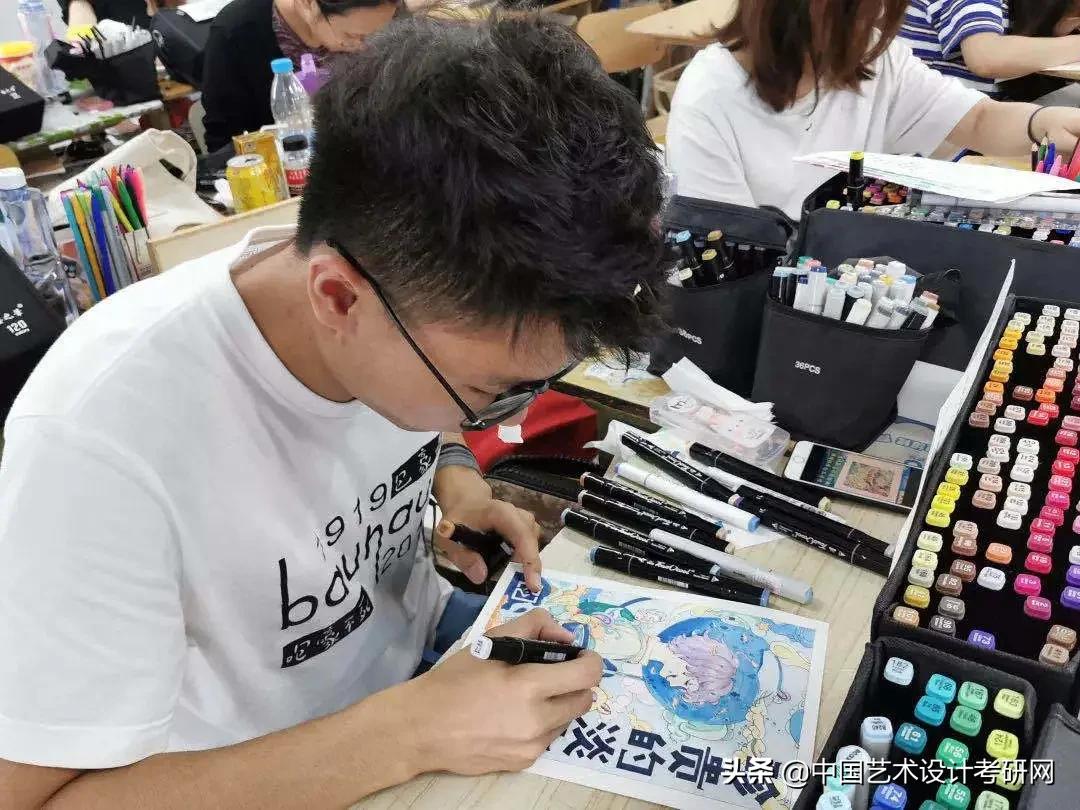 曾经的“反面教材”，现在的手绘第一！三战清美，曲径如何变通途