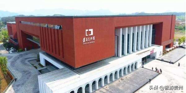 用艺术致敬美好,用艺术诠释青春的气息