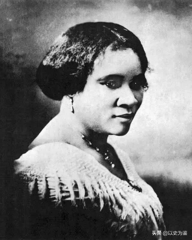 黑人头发简史!从包头、直发剂到假发,中国笑而不语