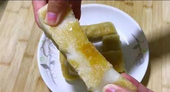 糯米粉炒一下做糍粑是不是更好吃,糯米粉怎么用微波炉做糍粑最好吃