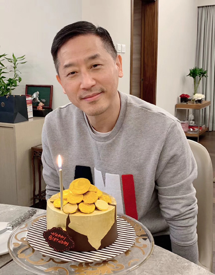 张国荣唐鹤德简历,张国荣唐鹤德相册