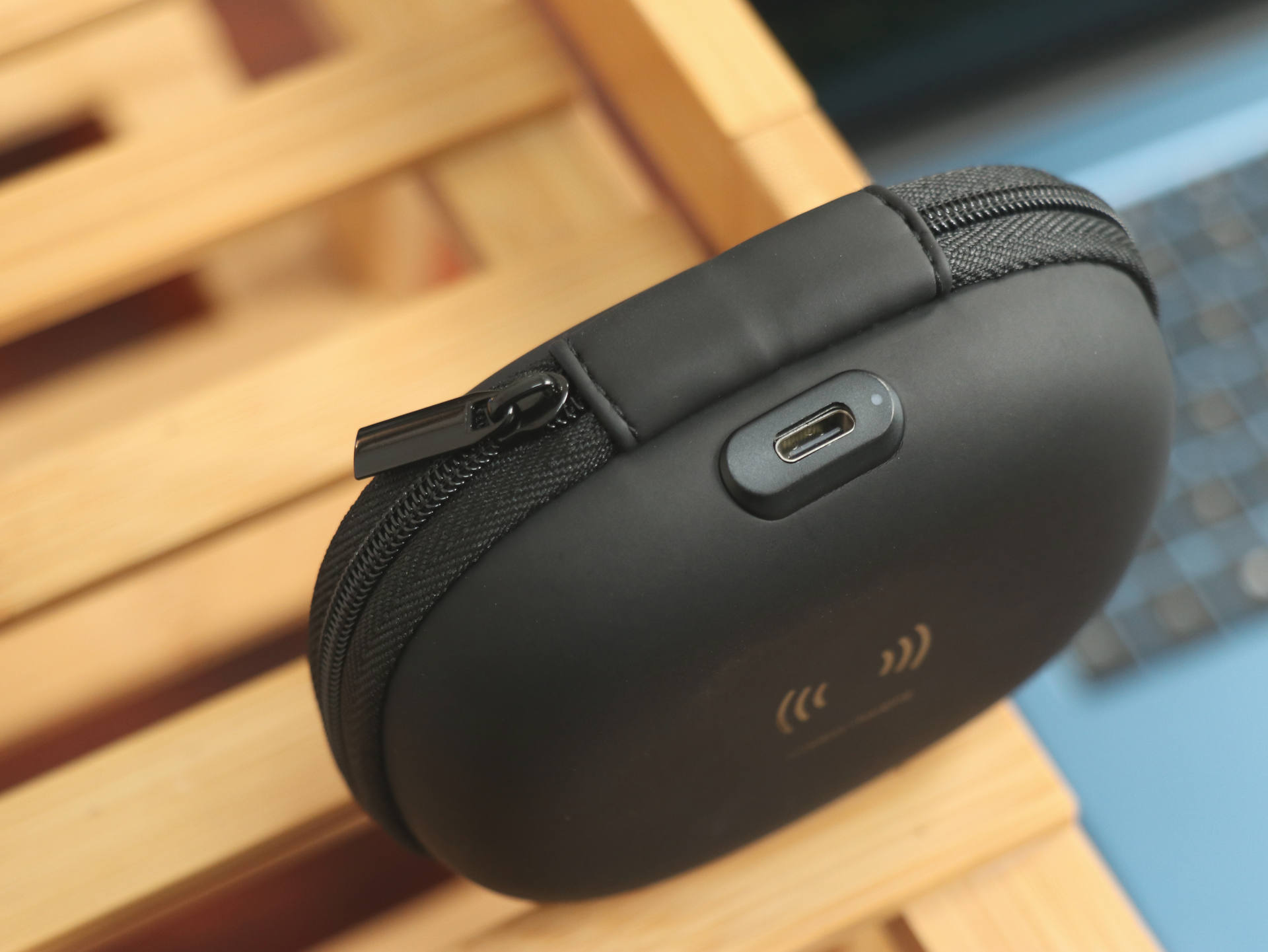 飞利浦a8606骨传导耳机使用,飞利浦骨传导蓝牙耳机测评