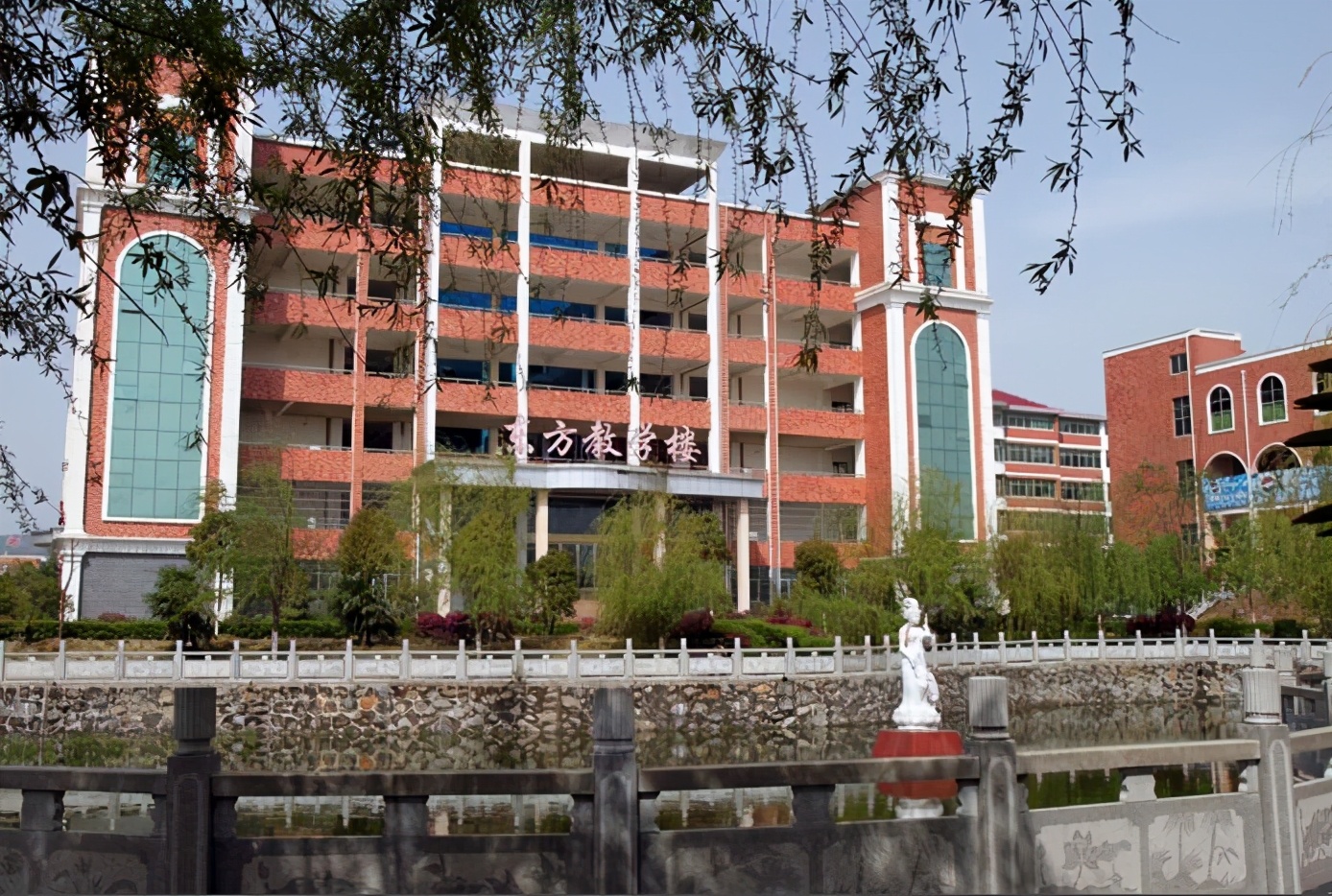 南昌理工学院在全国排名多少,江西民办大学最新排名榜