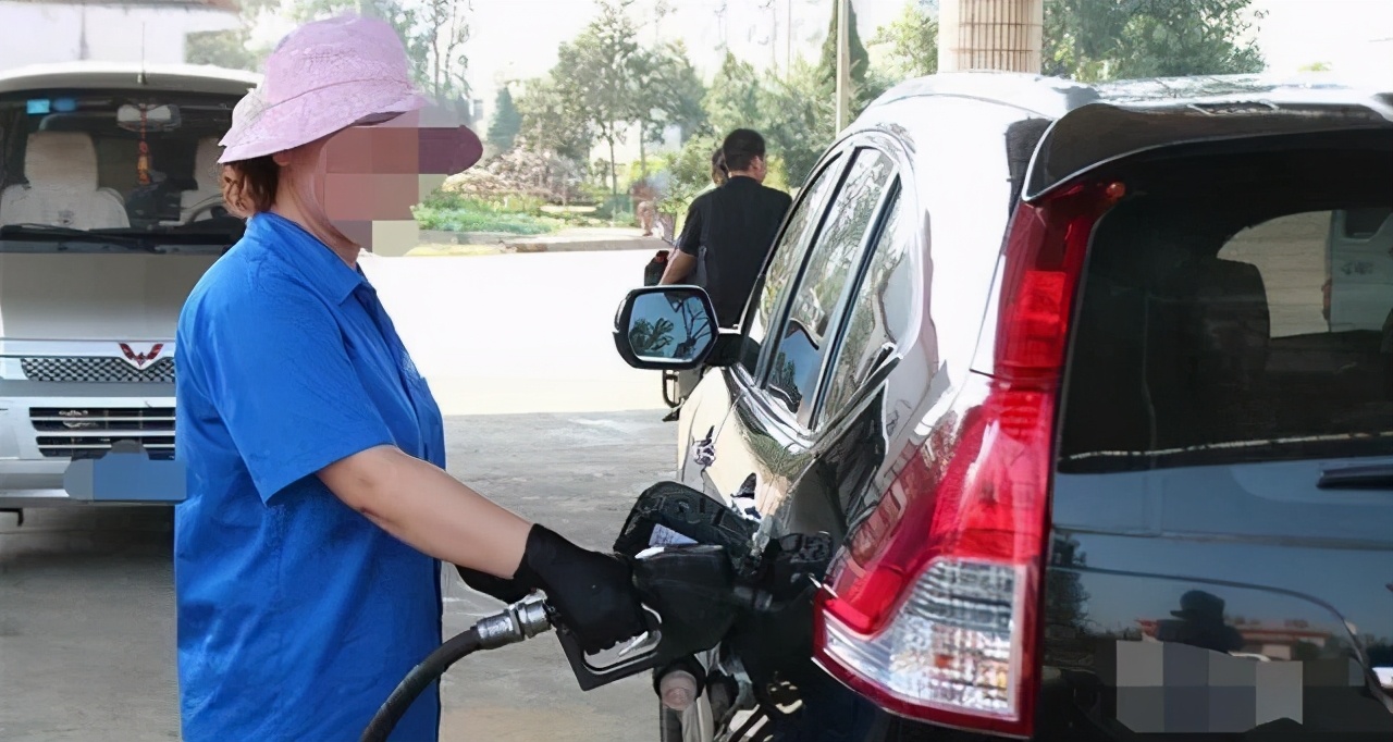 汽车出厂轮胎能用几年,车的轮胎正常能跑几年