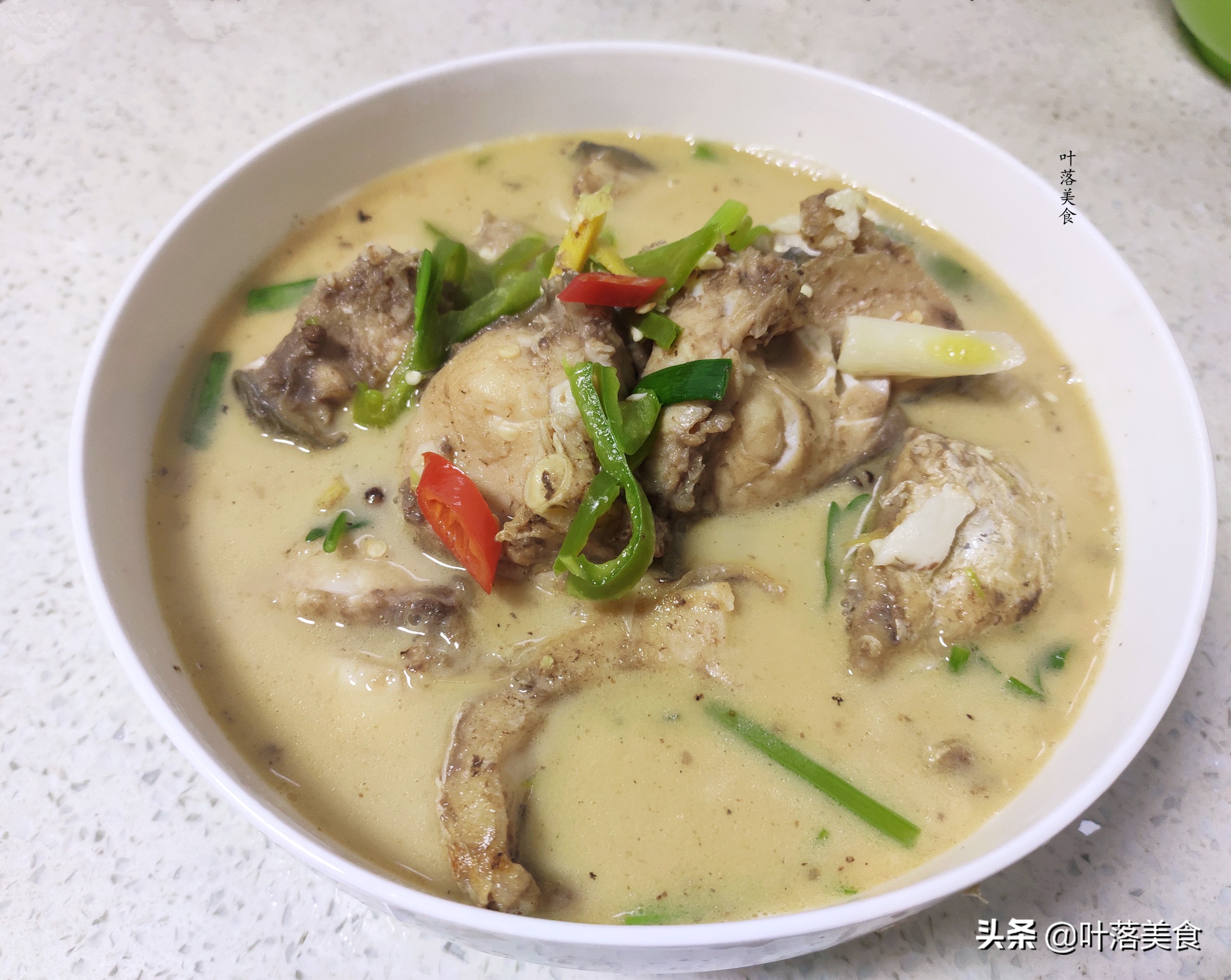 怎样做草鱼鲜嫩又入味简单又好吃,这样做的草鱼鲜嫩又入味还没腥味