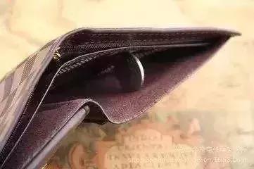 一家三口月入2万是什么水平,一家三口12万存款