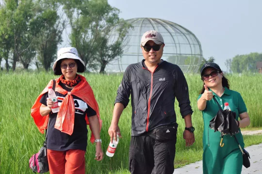 10个闺蜜沿着中俄罗斯边境自驾游,10个闺蜜结伴游中苏边境线