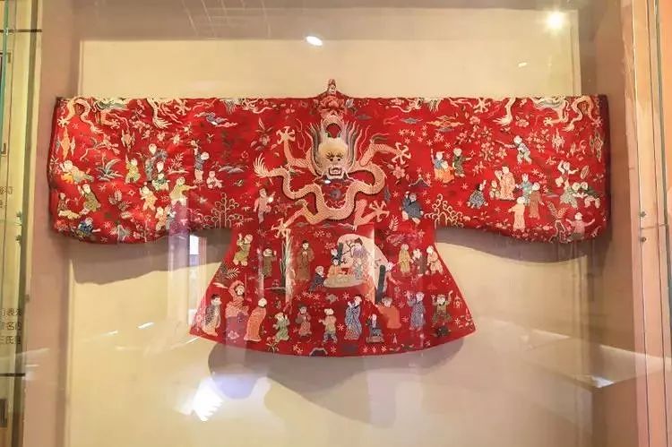 空竹大家都玩过,空竹在明代时就已风靡全国