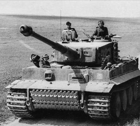 m26潘兴重型坦克vs虎式坦克,潘兴m26和虎式