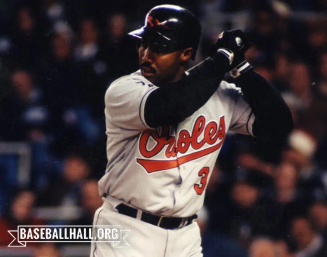 红色闪电与美职棒大半个世纪的相爱相杀「地域棒球」