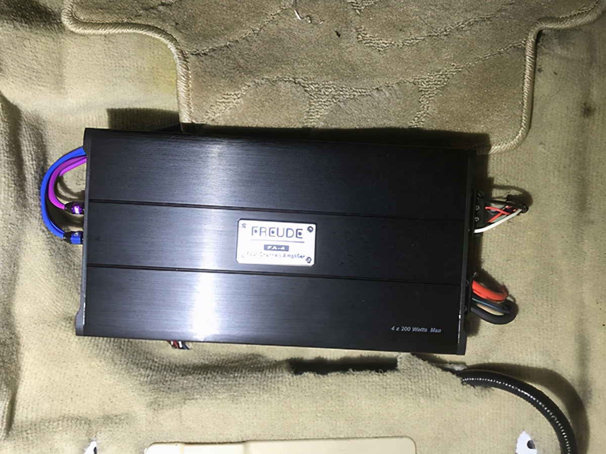 东成丰田锐志音响改装案例,锐志改装二手汽车音响店