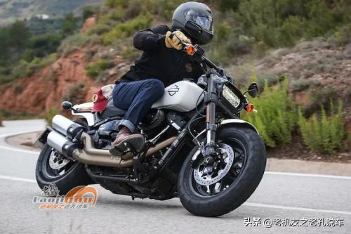 国产“哈雷肥霸”摩瑞MV900即将开售，还有国产1810cc美式太子车