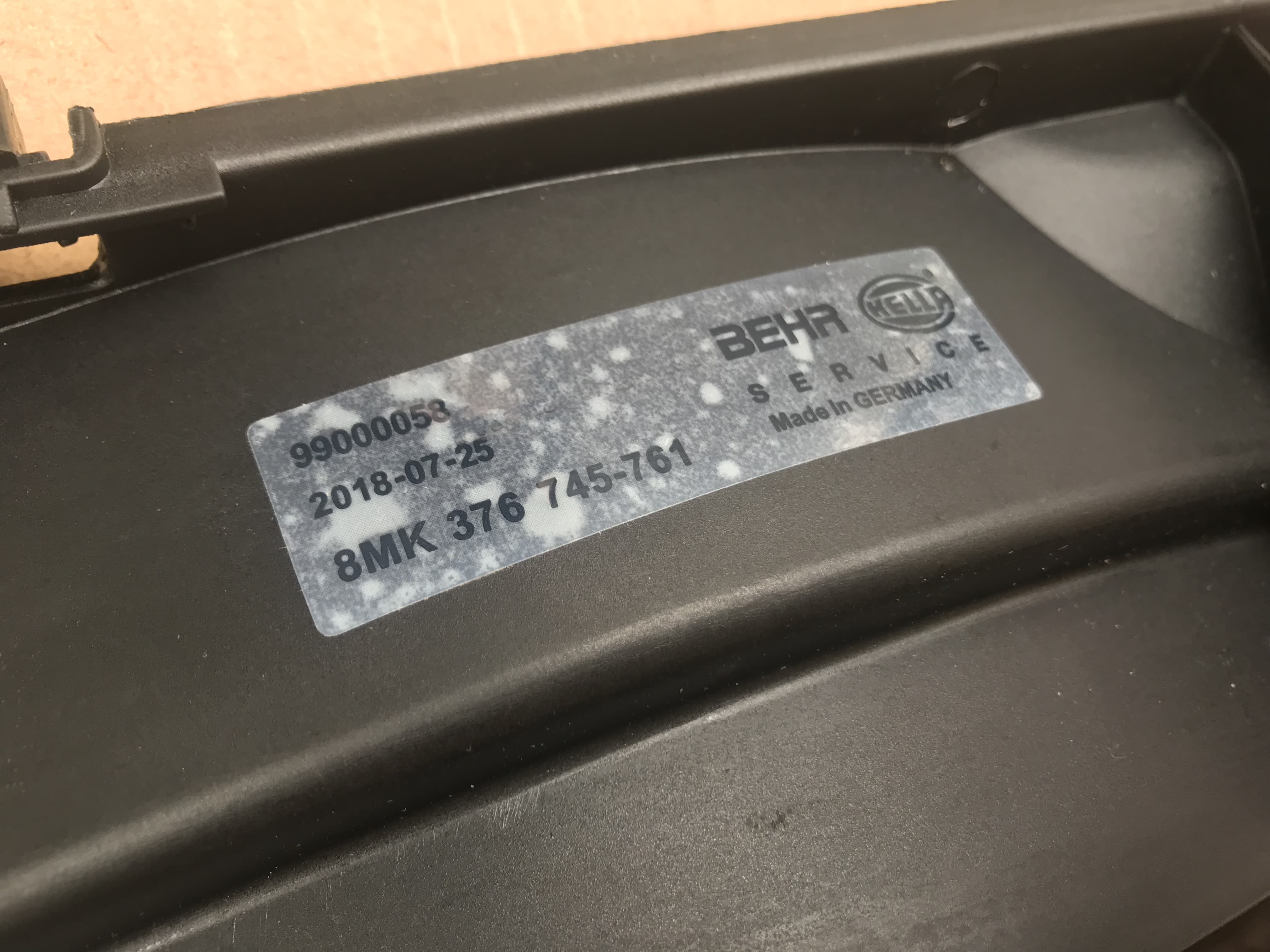 宝马e46325ci测评,宝马e46325i是国几