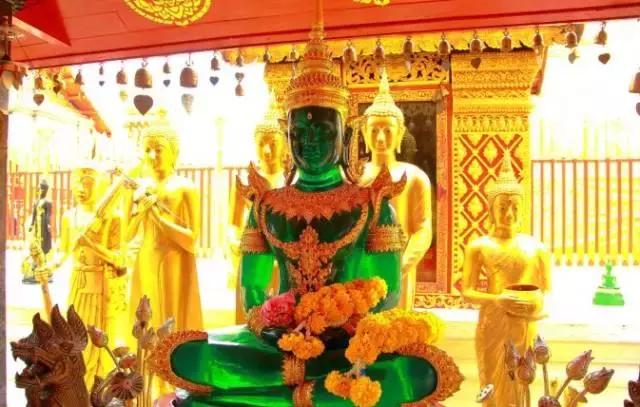 翡翠玉石雕刻精品藏品,世界上最贵的翡翠玉雕