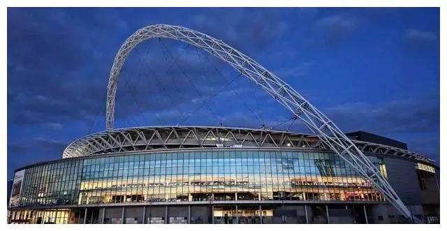 足球迷必玩,欧洲十大顶级足球场