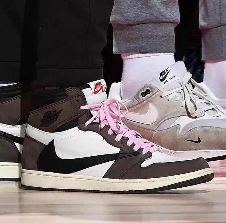 NBA球员今日上脚：詹姆斯穿纪梵希联名款，字母哥一代MVP配色