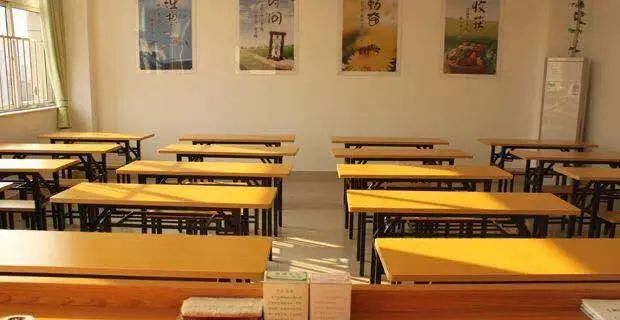 初中生无故旷课怎么处理,中学生无故旷课如何处理