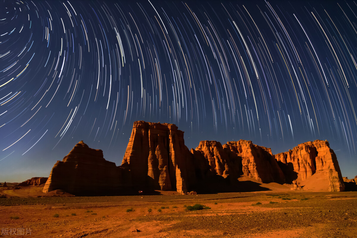 爱因斯坦和霍金之间的秘密,爱因斯坦霍金等科学家的人生经历