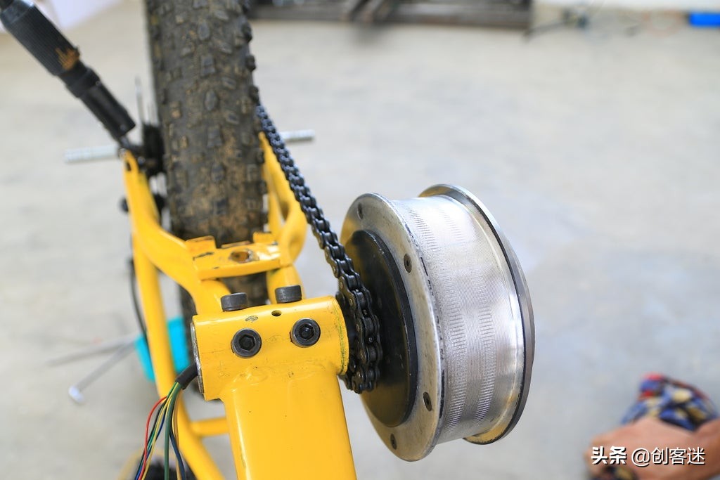 普通自行车能改成平衡车吗,小自行车如何改造平衡车