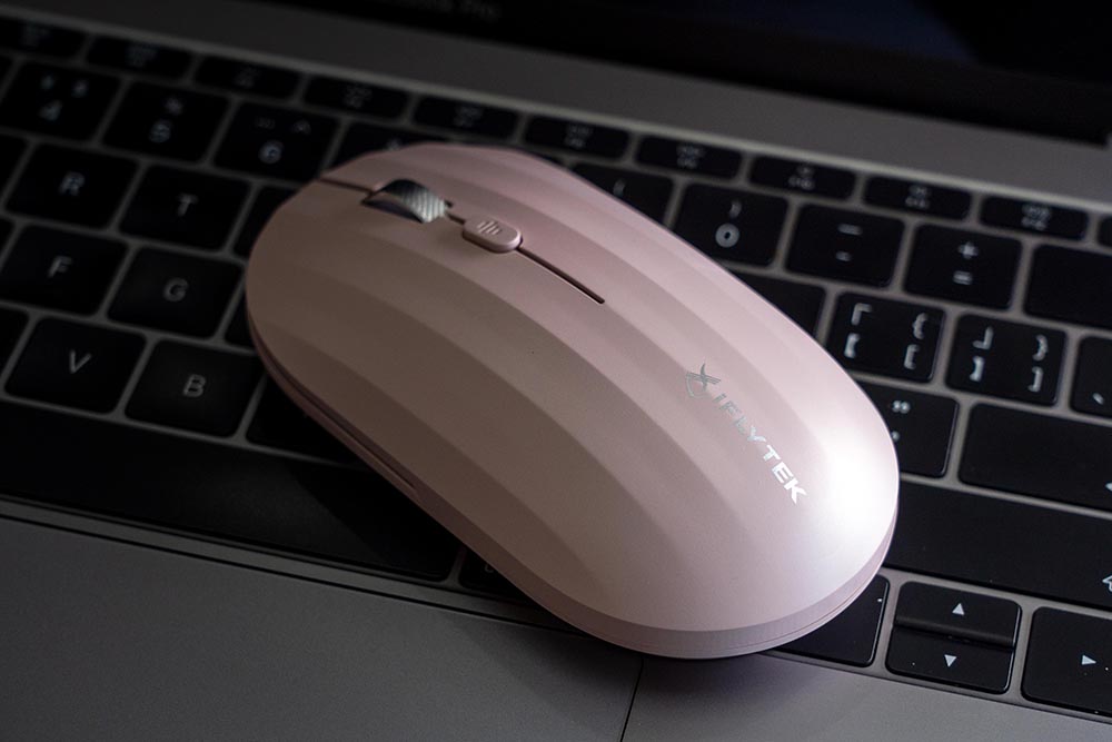 小米小爱鼠标和科大讯飞鼠标,科大讯飞鼠标和罗技鼠标对比