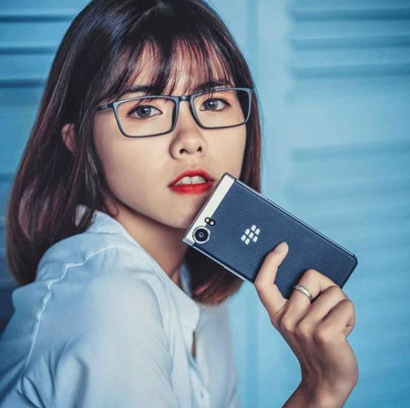 blackberry黑莓2022,blackberry黑莓手机