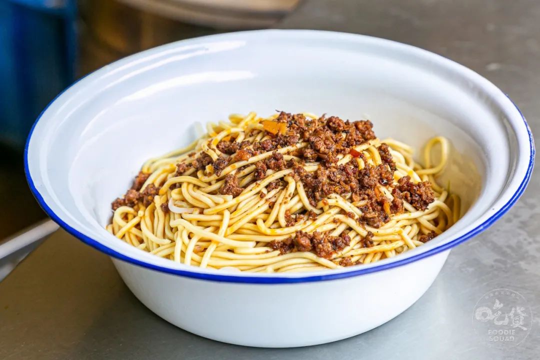 一家面馆的面,一家面馆汤底