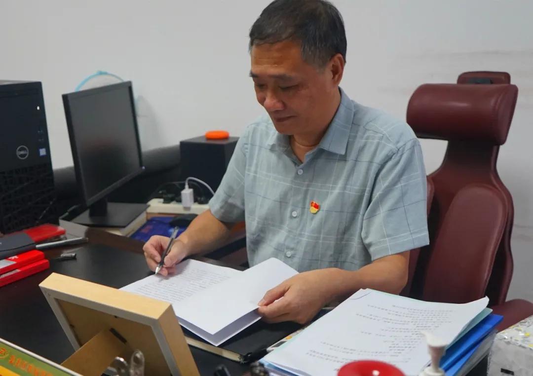 邱志敏个人资料,邱志敏图片