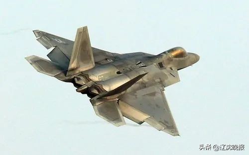 五角大楼发布ufo视频事件,五角大楼官方发布三段ufo视频