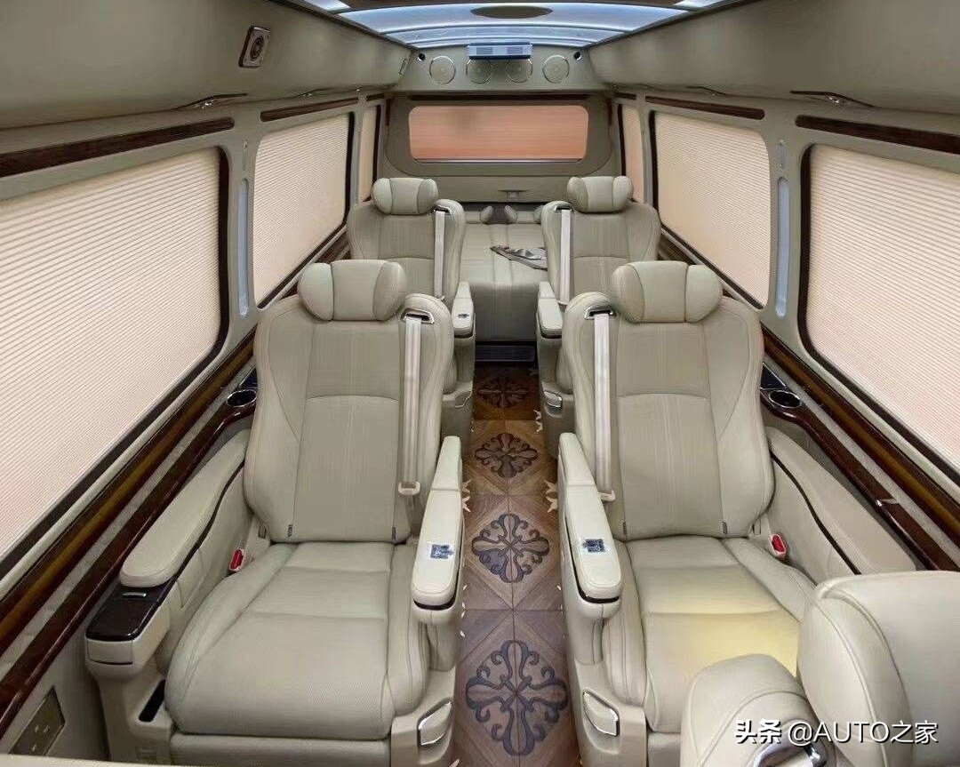 丰田考斯特旗舰版12座内饰欣赏,丰田新款考斯特8座