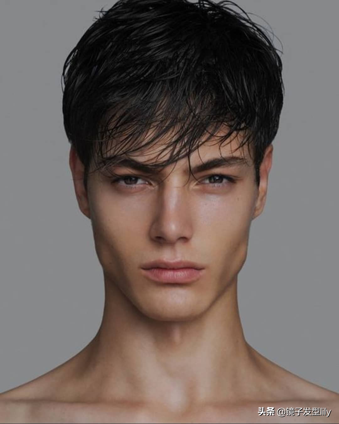 男士烫头发型推荐不明显中长发,男士发型2020流行发型侧背烫发