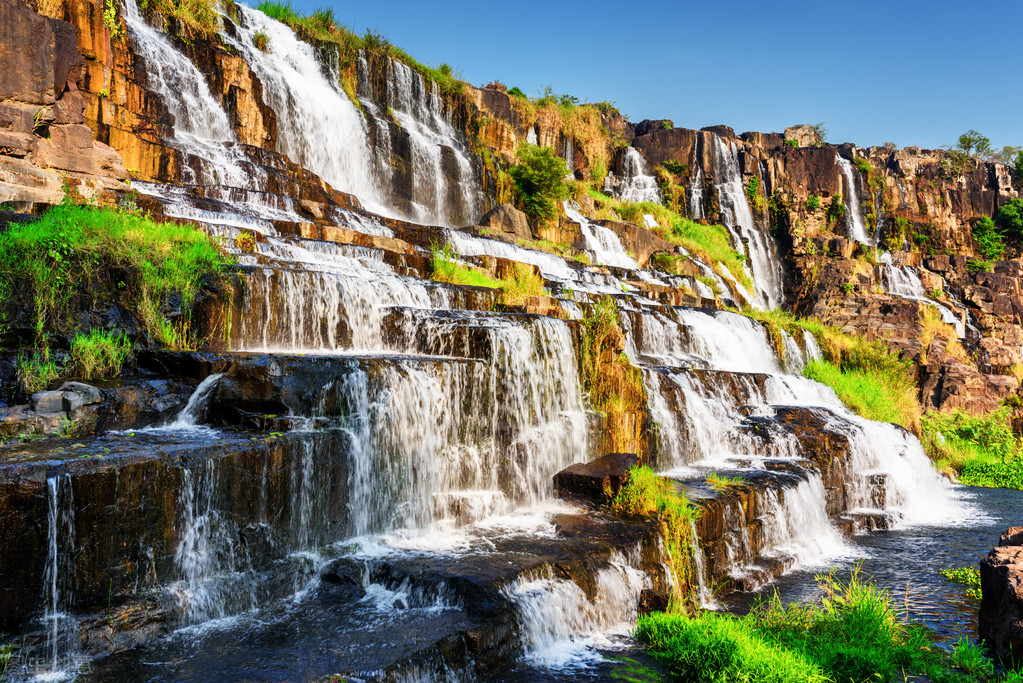 新都桥最美的十大景点,中国自然风光最美的十大旅游景点