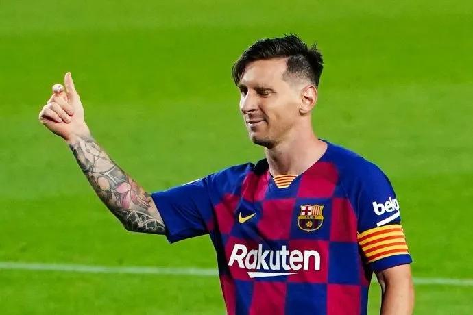 客观评价c罗和梅西谁更强,众人说c罗梅西谁更强