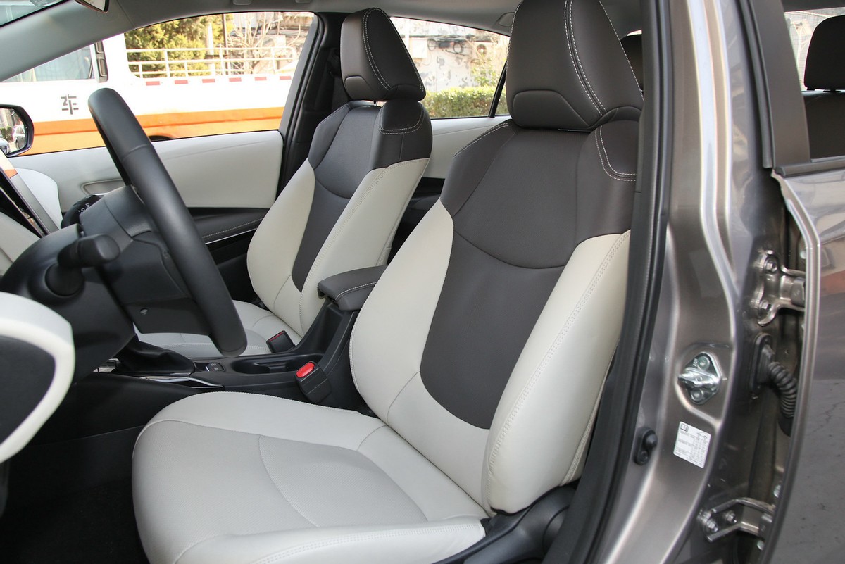 卡罗拉2014款1.6cvtgl油耗多少,丰田卡罗拉测评视频油电混合