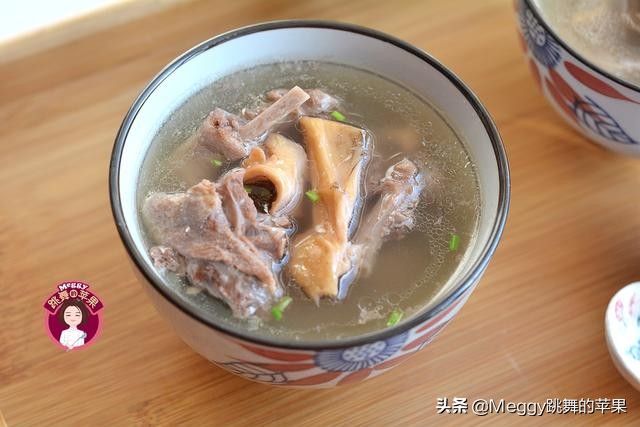 夏天多喝这碗汤清热去火汤汁鲜,夏天要多喝这道汤几分钟一大锅