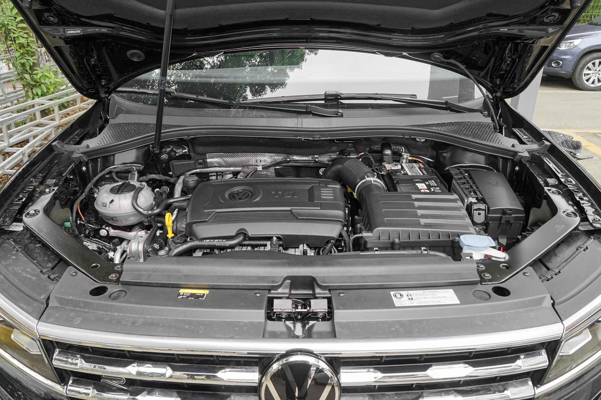 途观l2022款330r-line旗舰版视频,途观l2023款330r-line越享落地价