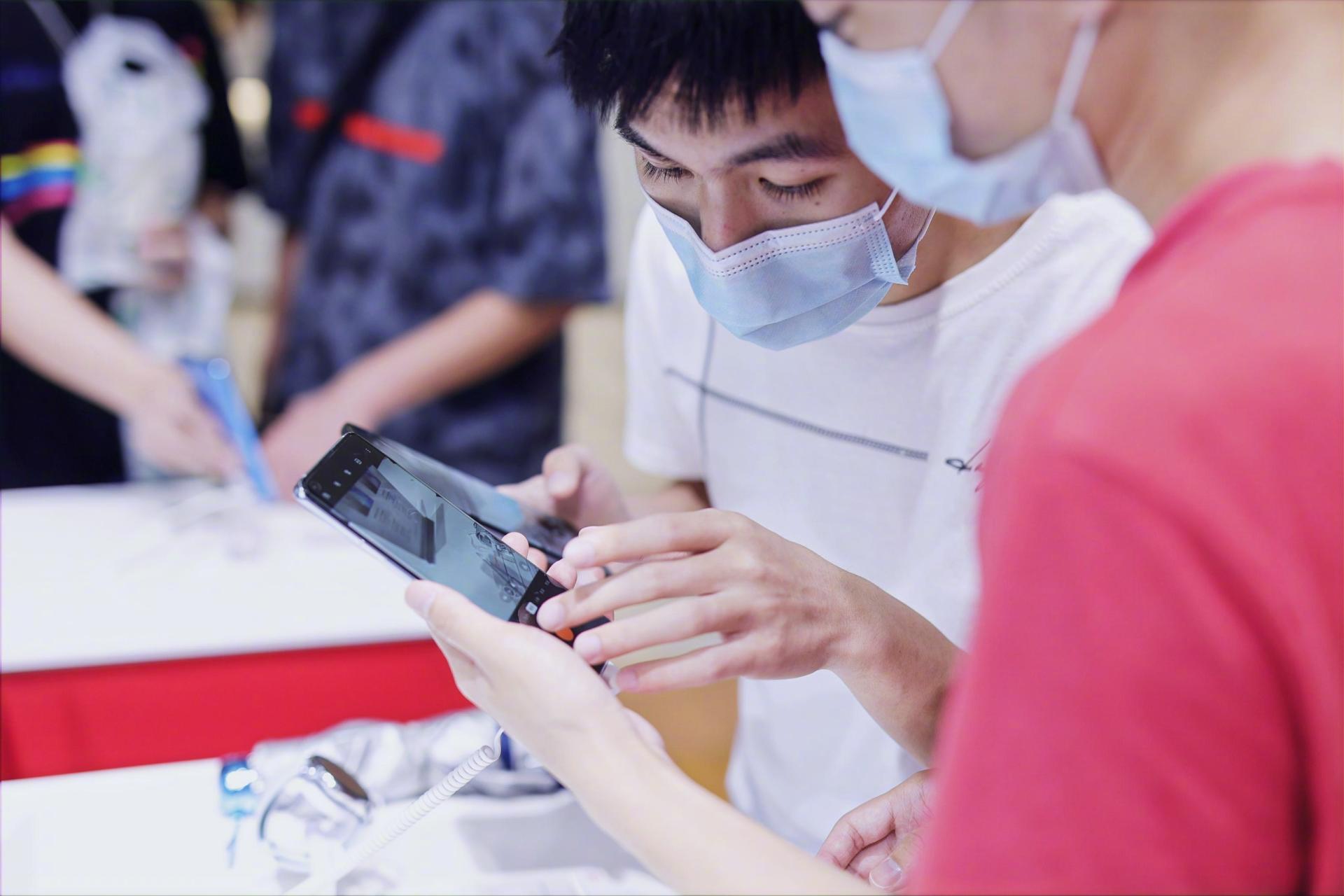 一加9pro和苹果11pro哪个值得入手,一加9pro用一年真实感受