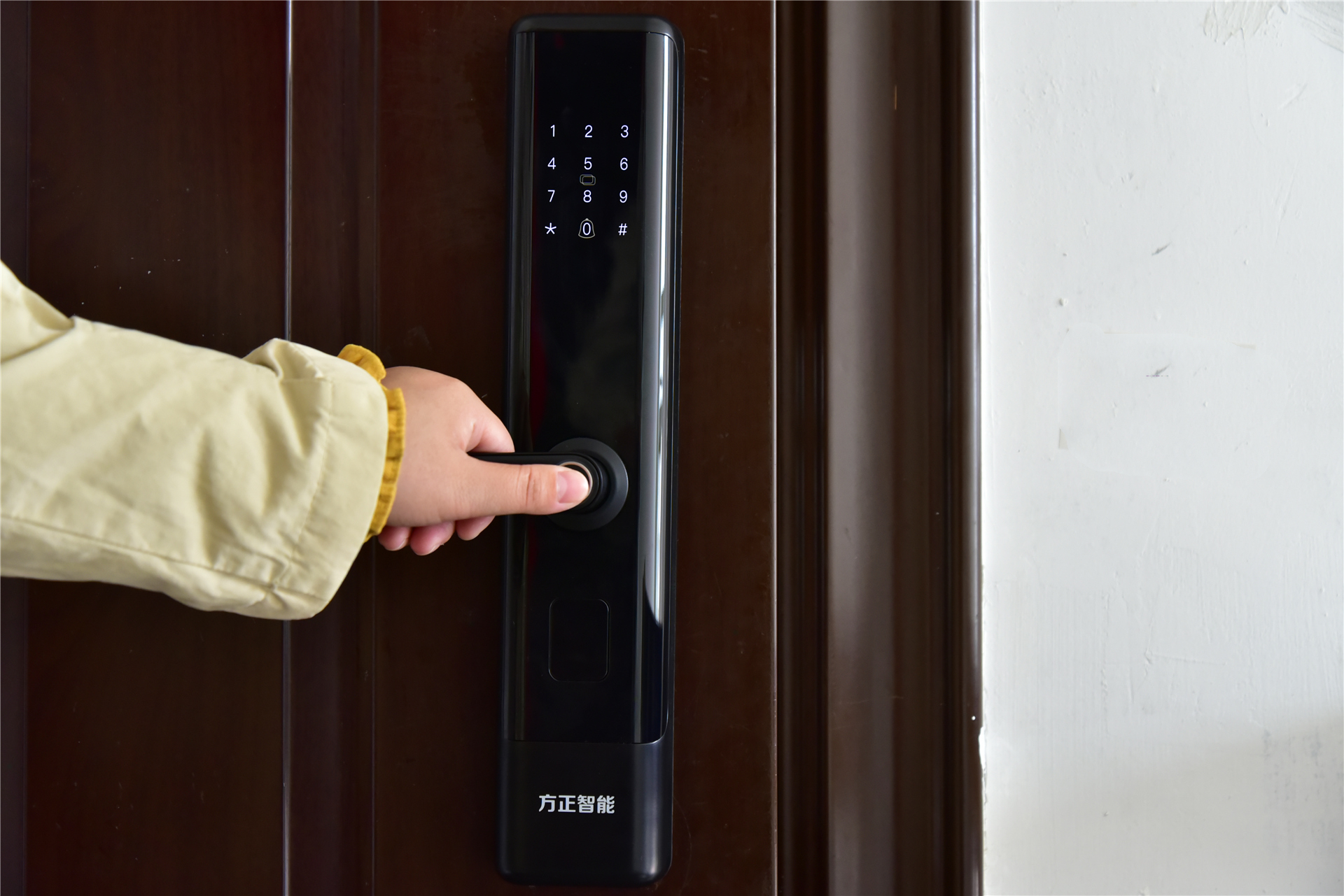 方正智能锁怎么添加指纹,方正指纹锁