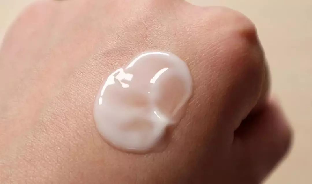 伊丽莎白雅顿护肤品测评,伊丽莎白雅顿适合40岁的护肤品