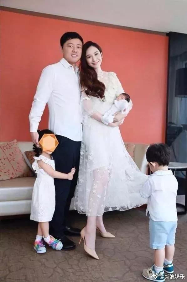 大s和阿雅目前关系,大s为阿雅做过什么事情