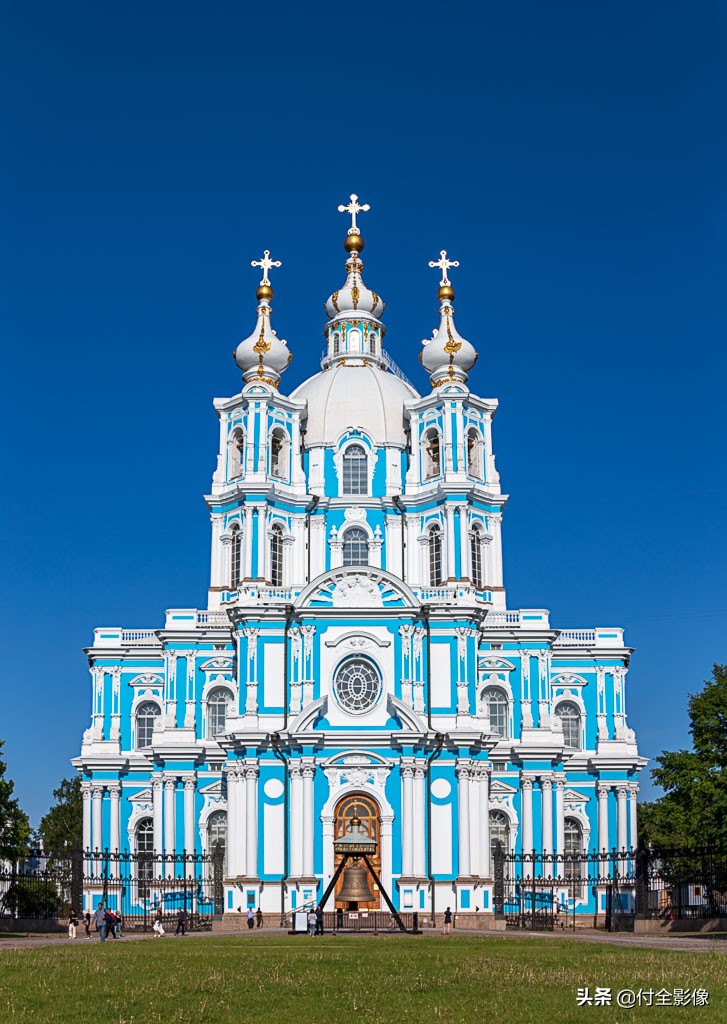 斯莫尔尼宫斯莫尔尼修道院,斯莫尔尼修道院图片
